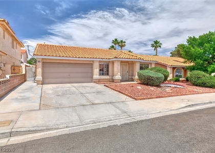933 Derringer Lane - Photo 1
