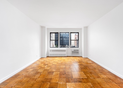 East 36th Street - Photo 1