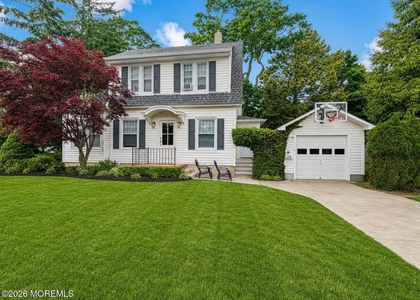 219 Elberon Boulevard - Photo 1