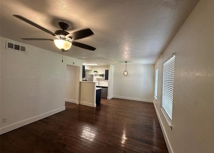 2211 S Vernon Avenue - Photo 1