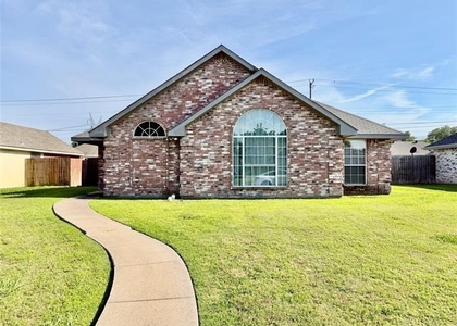 1302 Old Knoll Drive - Photo 1