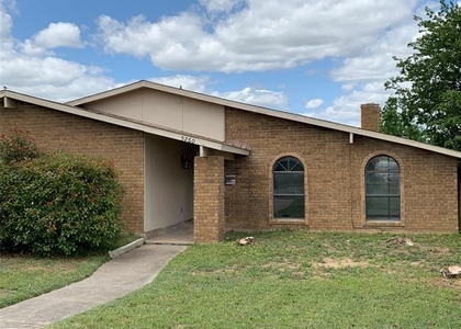 5260 Pruitt Drive - Photo 1