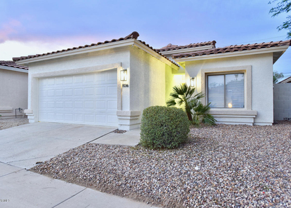 1036 E Susan Lane - Photo 1