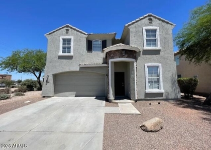 9042 W Magnolia Street - Photo 1