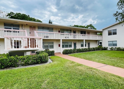 333 Farnham P - Photo 1