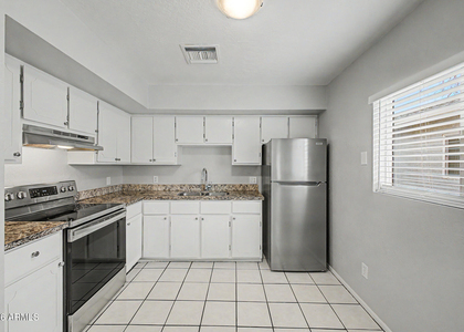 10033 N 9th Avenue - Photo 1