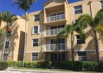 519 E Sheridan Street - Photo 1