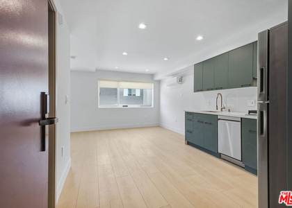 12425 Texas Avenue - Photo 1