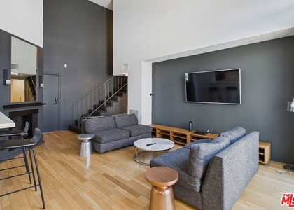 888 Hilgard Avenue - Photo 1