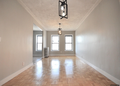 330 Albany Avenue - Photo 1