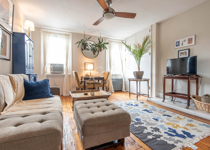 152 N 8th Street - Photo 1