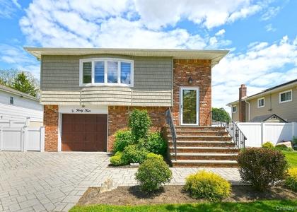 44 Derby Avenue - Photo 1