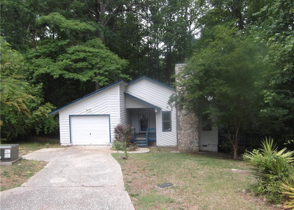 495 Stiles Place - Photo 1