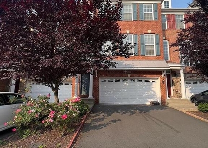 42885 Edgegrove Heights Terrac - Photo 1