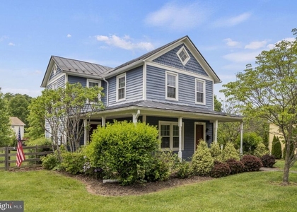 705 Dranesville Road - Photo 1