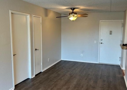 75 S Reynolds Street - Photo 1