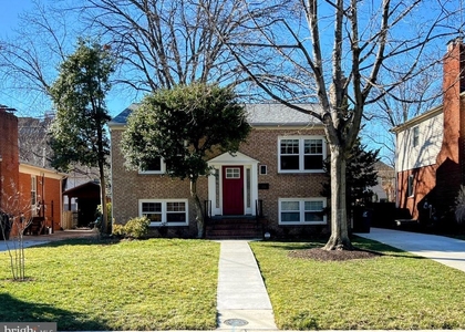 836 S Veitch Street - Photo 1