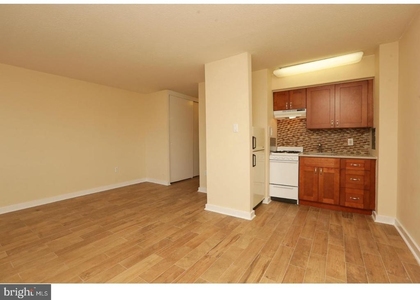 2101 Chestnut Street - Photo 1