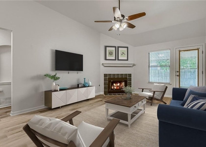 102 Osage Ct - Photo 1
