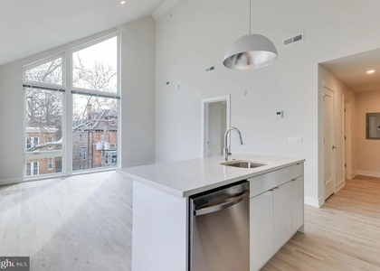 314 S 46th Street - Photo 1