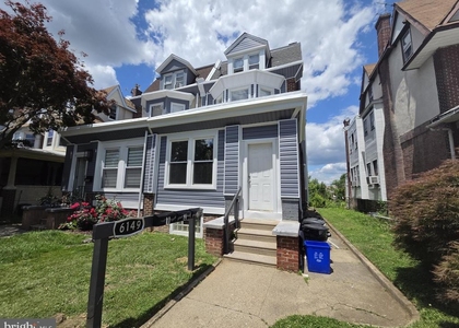 6149 W Columbia Avenue - Photo 1