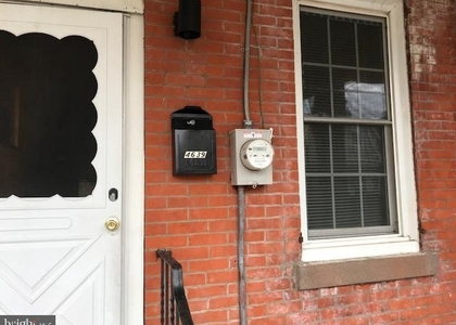 4639 Worth St - Photo 1