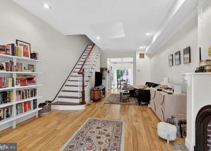2053 E Sergeant Street - Photo 1