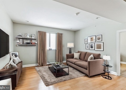 331 N 40th Street - Photo 1