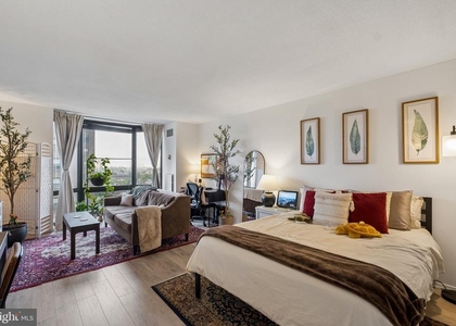 2020 Walnut Street - Photo 1