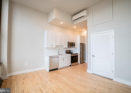1300 S 19th Street - Photo 1