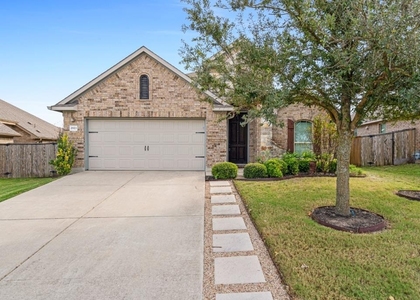 2923 Bluffstone Dr - Photo 1