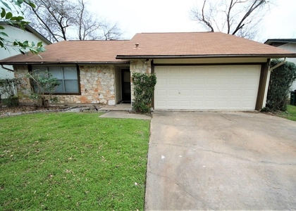3206 Spaniel Dr - Photo 1