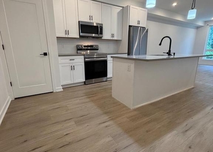 22 E Rittenhouse Street - Photo 1