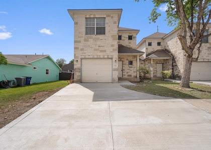 7502 Lazy Creek Dr - Photo 1