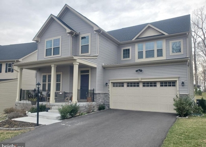 6979 Mandalong Way - Photo 1
