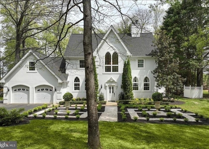 1012 S Creek View Ct. - Photo 1
