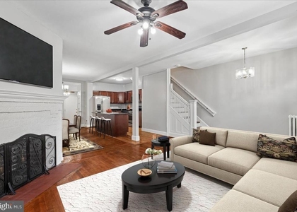4605 Georgia Avenue Nw - Photo 1