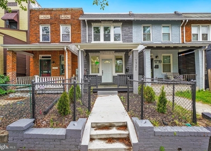 1721 L Street Ne - Photo 1