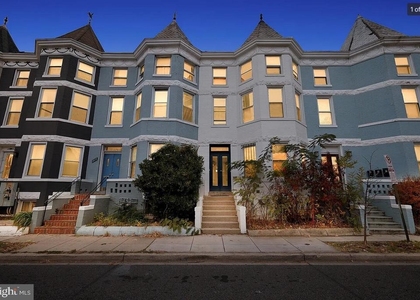 2032 North Capitol Street Nw - Photo 1