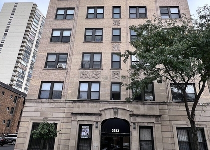 3933 N Clarendon Avenue - Photo 1