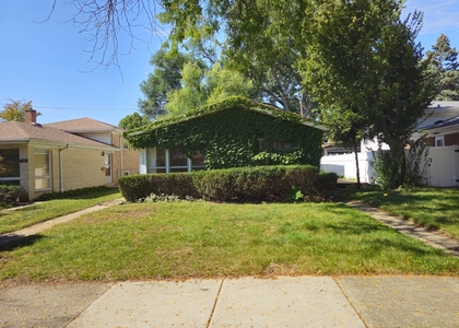 9924 Crawford Avenue - Photo 1