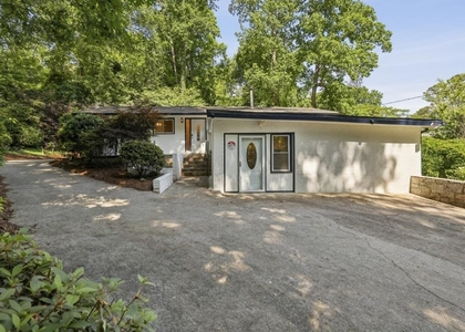 2056a Abby Lane Ne - Photo 1