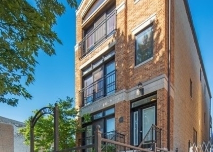 6332 S Ellis Avenue - Photo 1