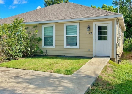 3735 Putnam Drive - Photo 1