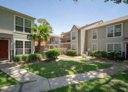 12800 Woodforest Boulevard - Photo 1