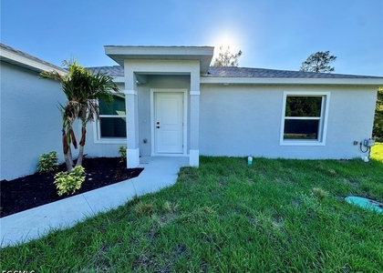 807 Monroe Avenue - Photo 1