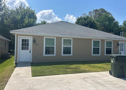 3722 Putnam Drive - Photo 1