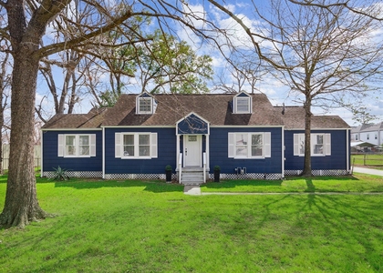 801 Woodcrest Drive - Photo 1