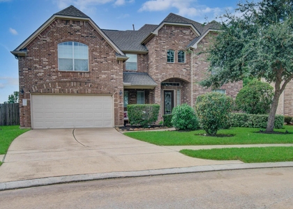 21331 Parham Circle - Photo 1