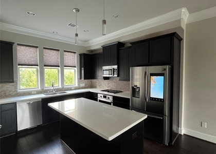 616 Delano Street - Photo 1